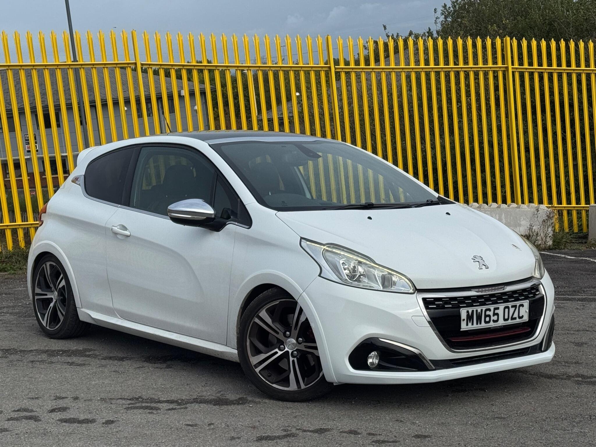 2015 Peugeot 208