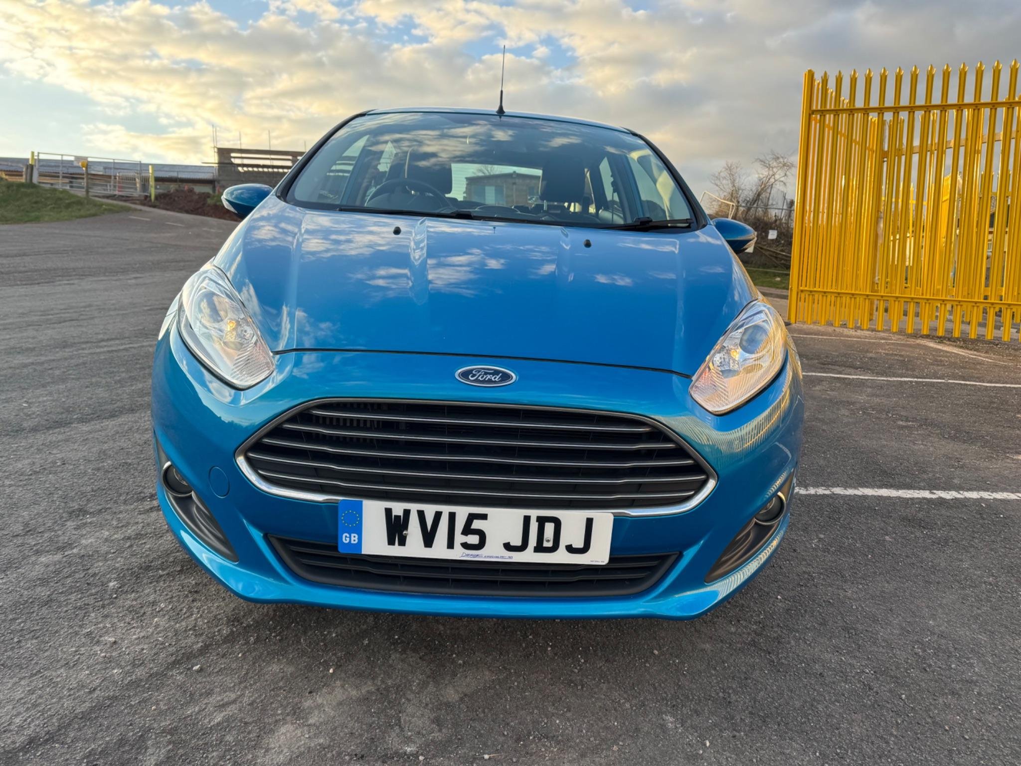 Used 2015 Ford Fiesta 1.0T EcoBoost Zetec Euro 5 (s/s) 5dr for sale in ...